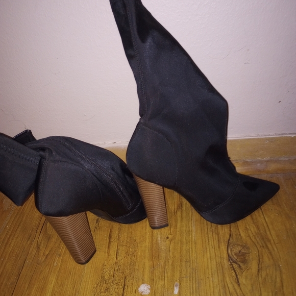 Wild Diva boots - Picture 2 of 3